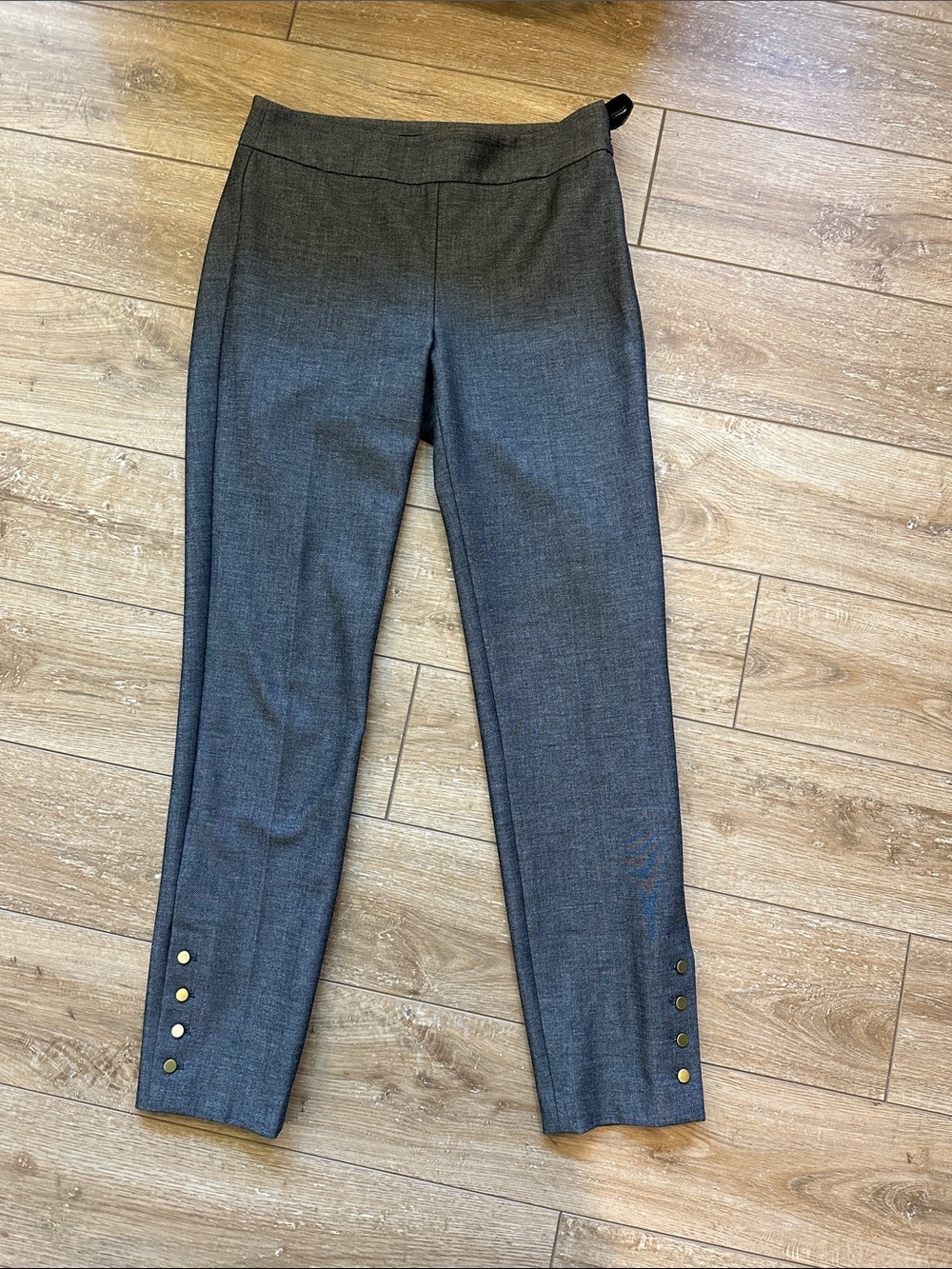 Talbots Gray Chatham Ankle Pants with decorative buttons Size 2